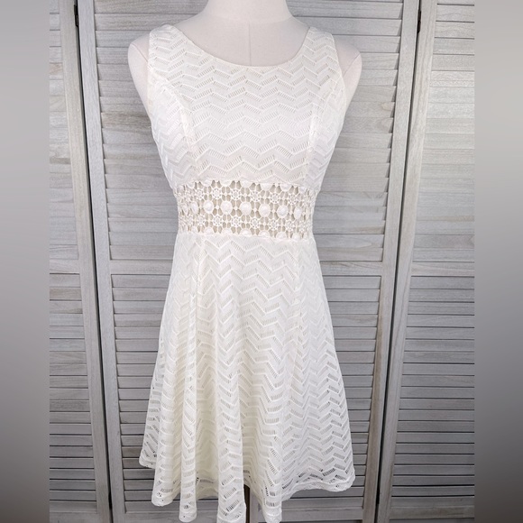 Crochet Fit & Flare Dress Cream-3 - Picture 1 of 3
